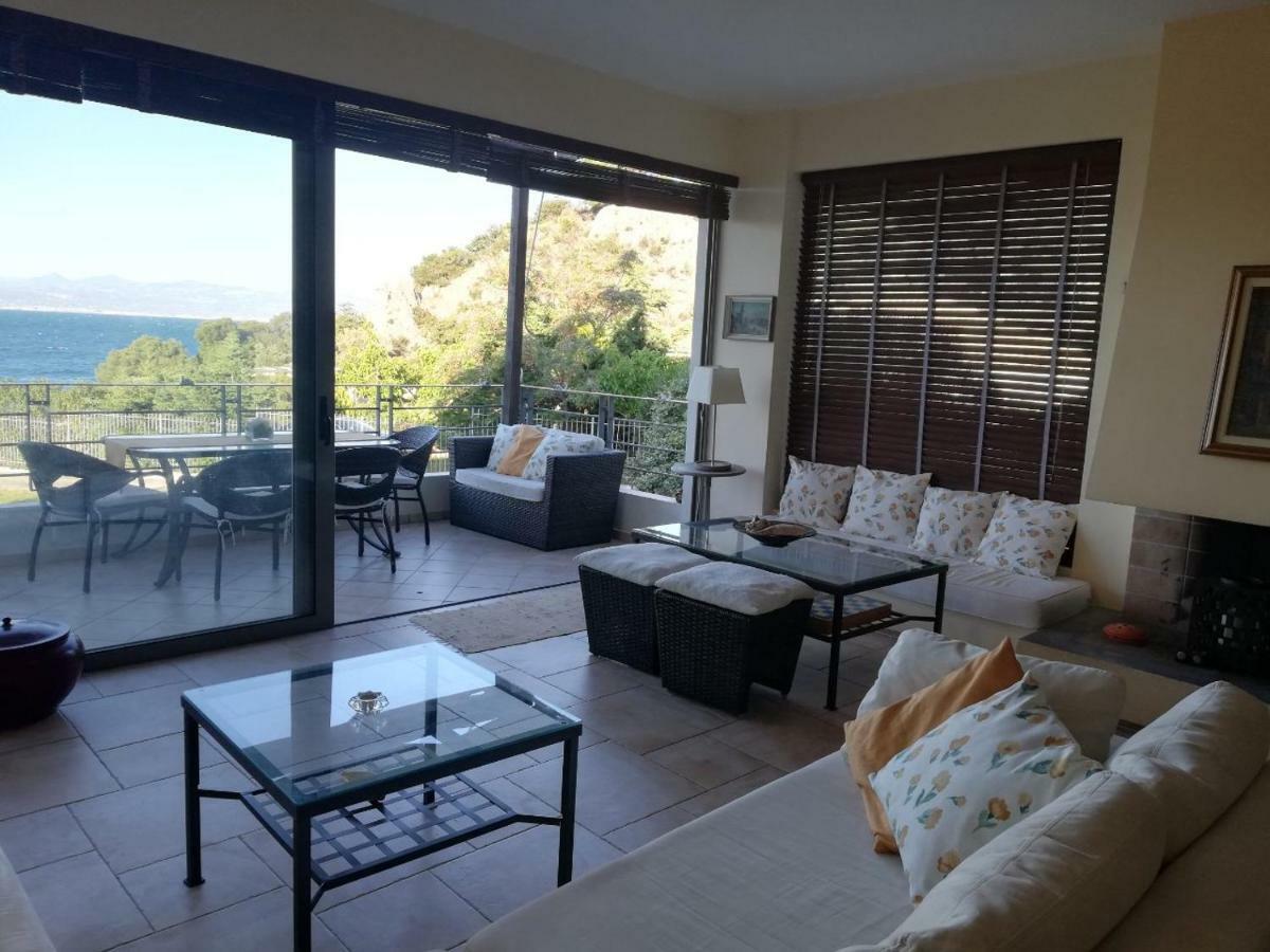 Beautiful House By The Sea,Loutraki Skaloma. Villa Ngoại thất bức ảnh
