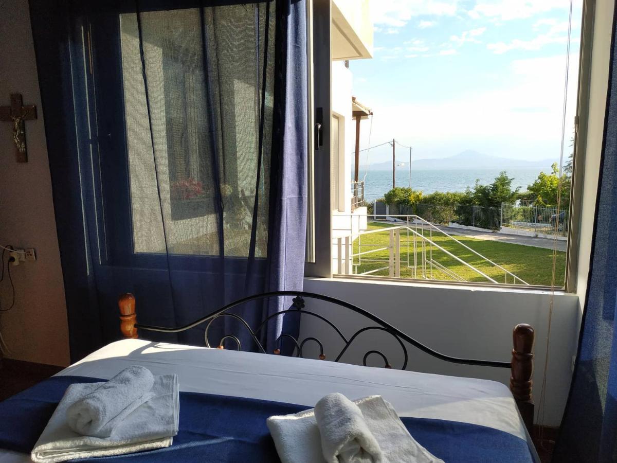 Beautiful House By The Sea,Loutraki Skaloma. Villa Ngoại thất bức ảnh